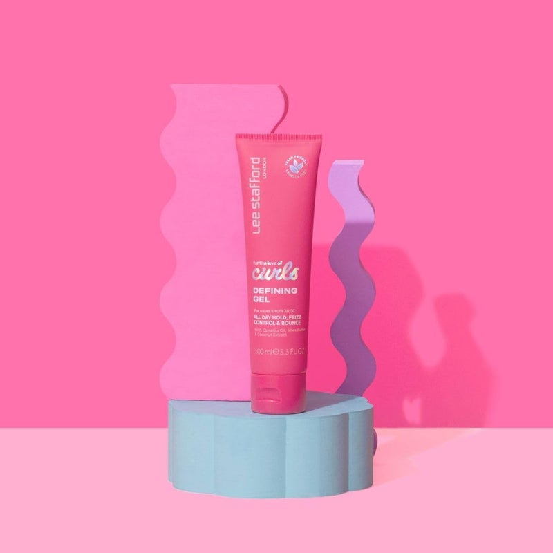 Lee Stafford For The Love Of Curls Defining Gel - Lightweight Curl-Enhancing Gel for Waves & Curls with Frizz Control & Hydration - 100ml - Image 5