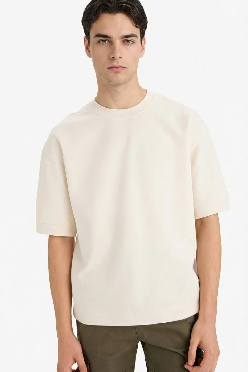 ديفاكتو Loose Fit Printed Crew Neck Short Sleeve T-Shirt
