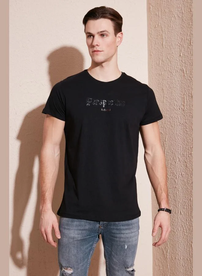 بوراتي تيشيرت رجالي قطن بياقة دائرية بقصة ضيقة من بوراتي