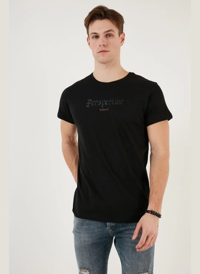 بوراتي تيشيرت رجالي قطن بياقة دائرية بقصة ضيقة من بوراتي