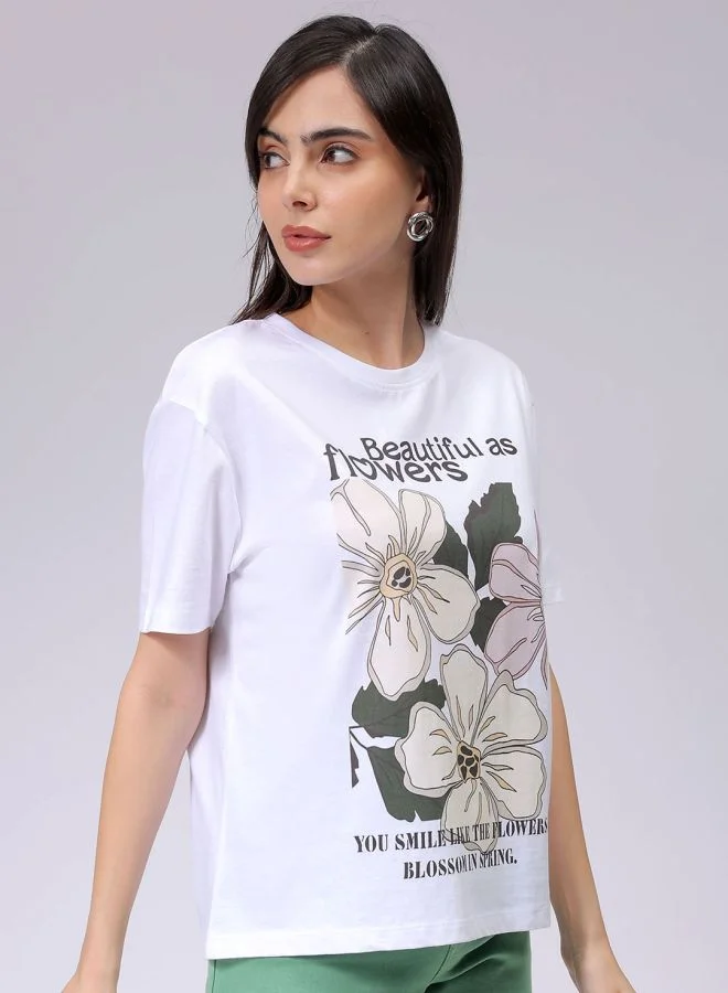 مرفوعة Women Relaxed Fit Solid Crew Neck T-Shirt