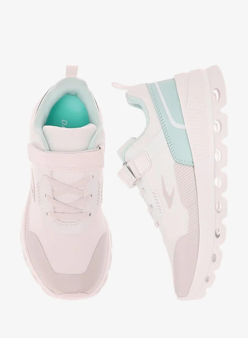 Dash Girls Panelled Sports Shoes with Hook and Loop Closure
