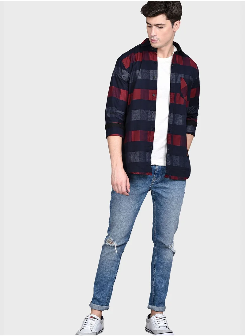 Campus Sutra Checked Regular Fit Shirt
