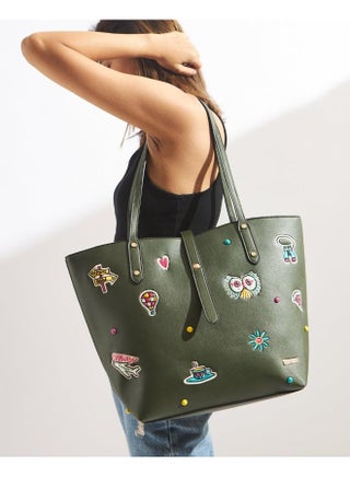 Embroidered Tote, Travel Patches - Tan - pzsku/ZC84723D10A9E1CCAEE07Z/45/1746231102/ce8fea06-43b0-440e-a4ca-3ce403a894f7