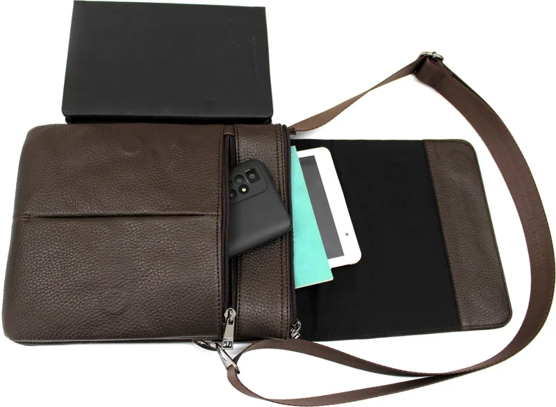 ديرسي كلوب Men's Brown Luxury Shoulder Bag Covered Messenger Bag