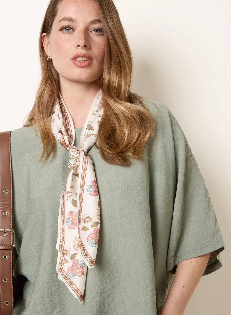 بلو فانيلا Scarf Viscose Top