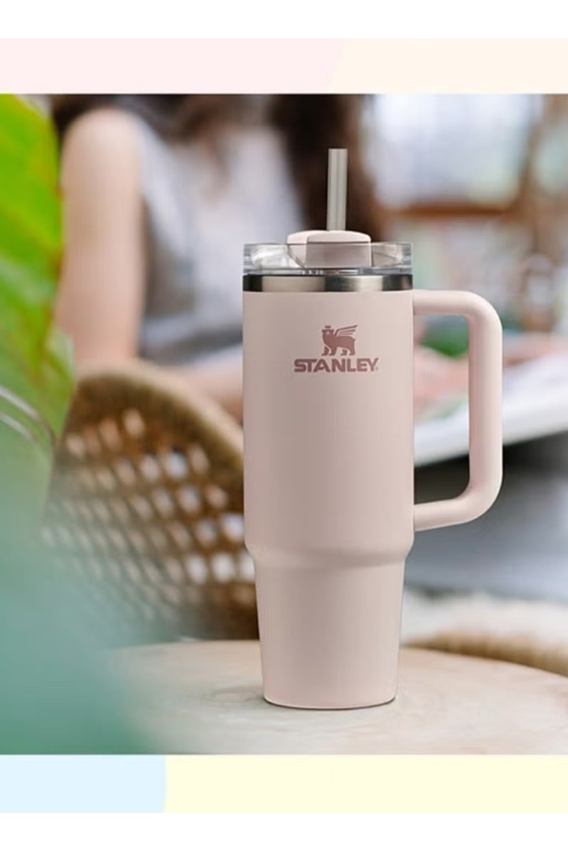 ستانلي كوب Quencher H2.0 FlowState معزول بالفراغ من الفولاذ المقاوم للصدأ مع غطاء وقشة للماء والشاي المثلج أو القهوة والعصائر وغيرها، من الكوارتز الوردي، 40 أونصة من الفولاذ المقاوم للصدأ 32 × 15 × 10 سم  - Image 4