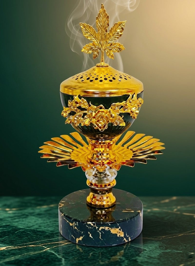 مبخرة بخور فاخرة من المعدن بتصميم أنيق من الذهب والزمرد الأخضر على شكل ورقة قيقب - K033 - Image 3