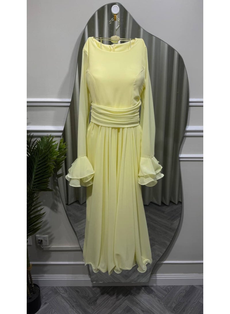 Women's dress - Image 1