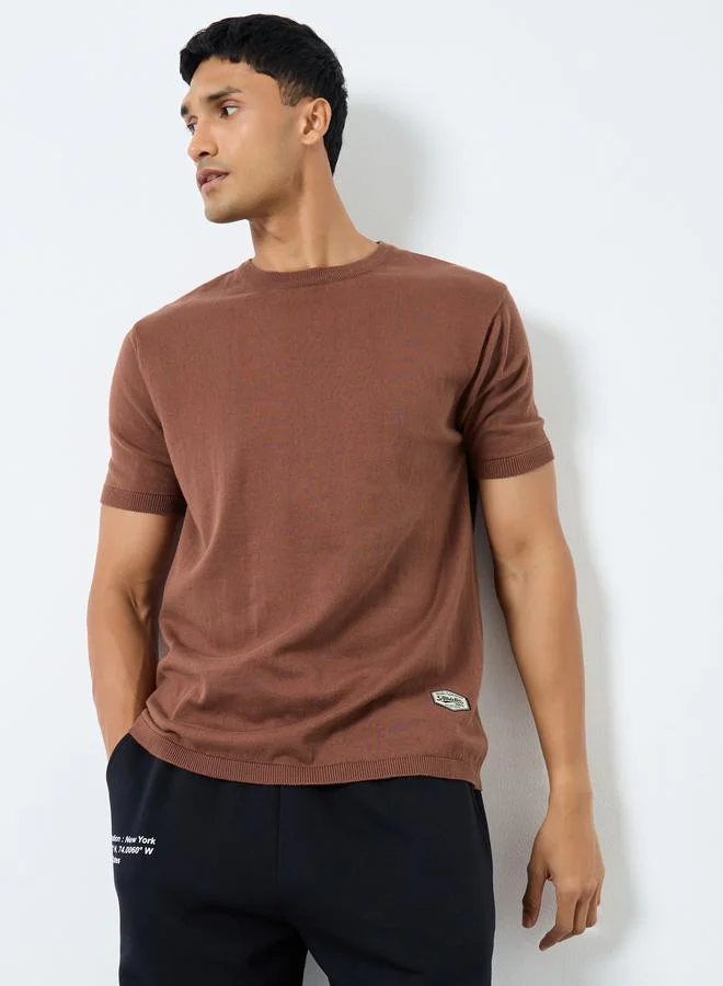Styli Styli Men Brown Round Neck Flat Knit T-Shirt