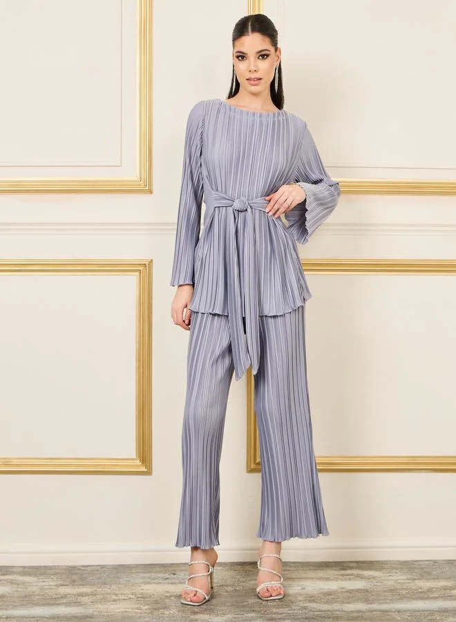 Styli Pleated Flared Sleeves Tunic Top with Front Tie Up