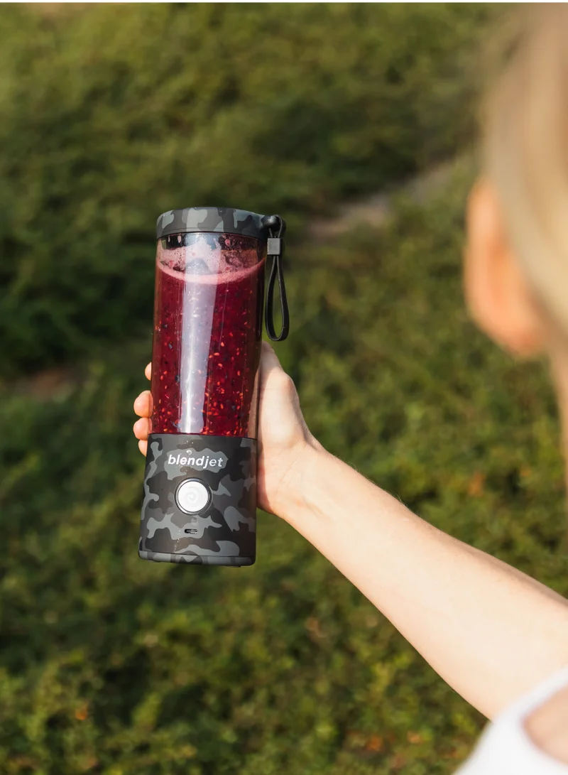 blendjet V2 Portable Blender Smoothie Maker, Personal Blender, Fruit Blender, Leak Proof Juicer, BPA-Free 475ml 200W Sports Bottle, USB-C Rechargeable, Ice Crusher with Stainless Steel Blades - Urban Camo
