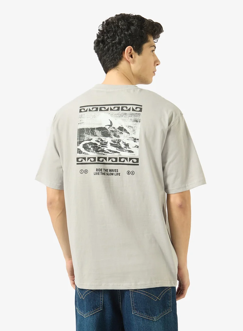 ريبلز مع نمشي Mens Drop Shoulder T-shirt