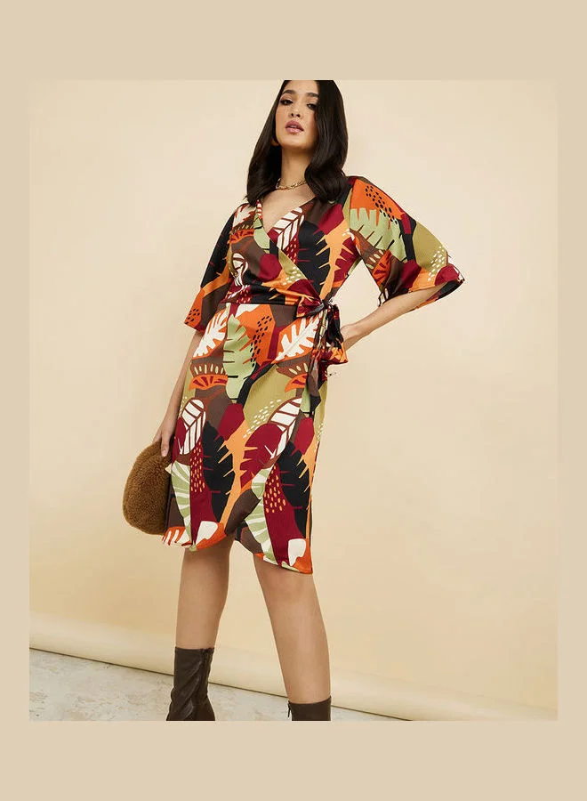 Styli Premium Textured Satin Knee Length Kimono Dress | Best Price Qatar Styli Premium Textured Satin Knee Length Kimono Dress | Best Price Qatar