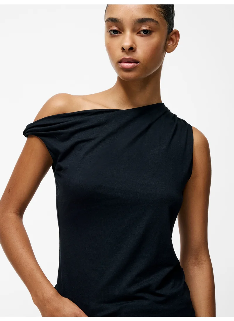 فرنش كونكشن Plain/Basic Slim Viscose Blend One Shoulder T-Shirt