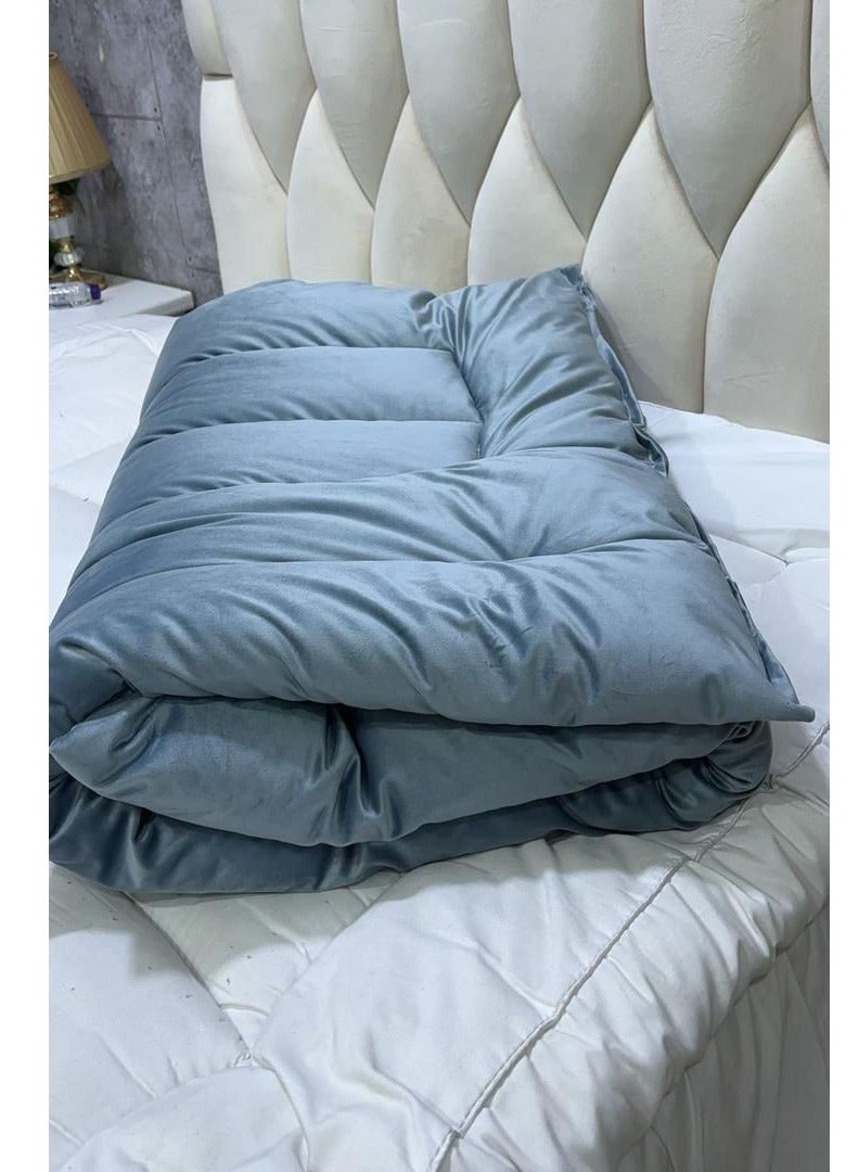 Velvet sleeping blanket for camps and rest houses, soft to the touch, made of high-quality materials, blanket for one person, size 180*90*8 cm