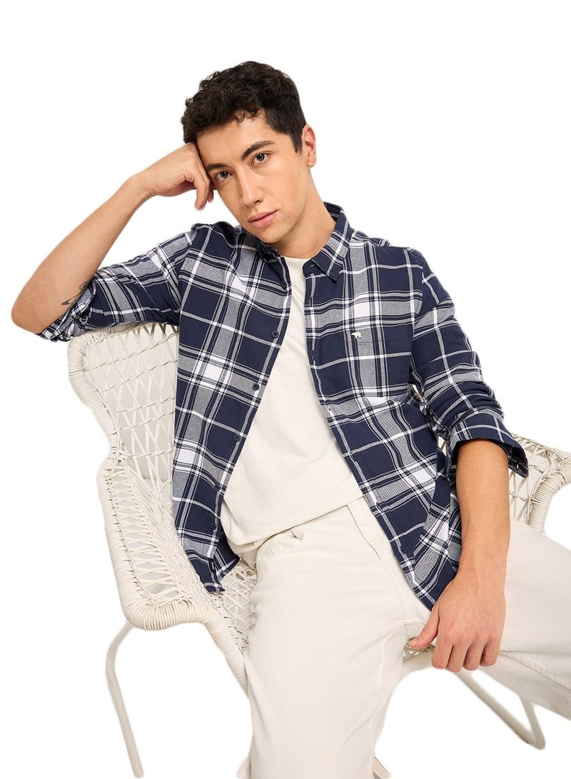 ذا بير هاوس قميص قطني رجالي بقصة ضيقة وأكمام طويلة - Image 1