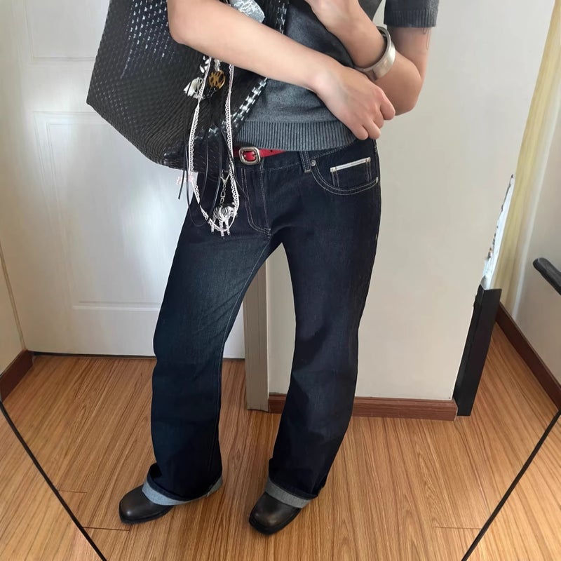 جينز نسائي بقصة بوت كات فينتاج بخصر متوسط وغسلة أزرق داكن - Image 4