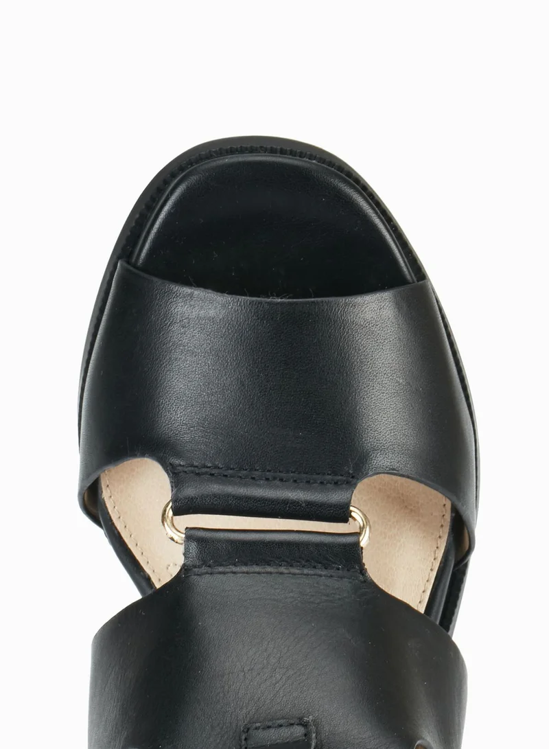 TOPSHOP RUMBA Ring Front Cut Out Sandals