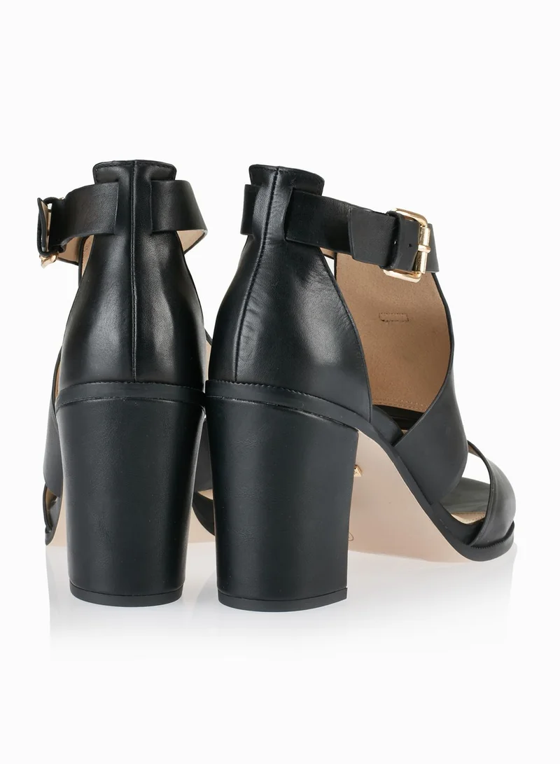 TOPSHOP RUMBA Ring Front Cut Out Sandals