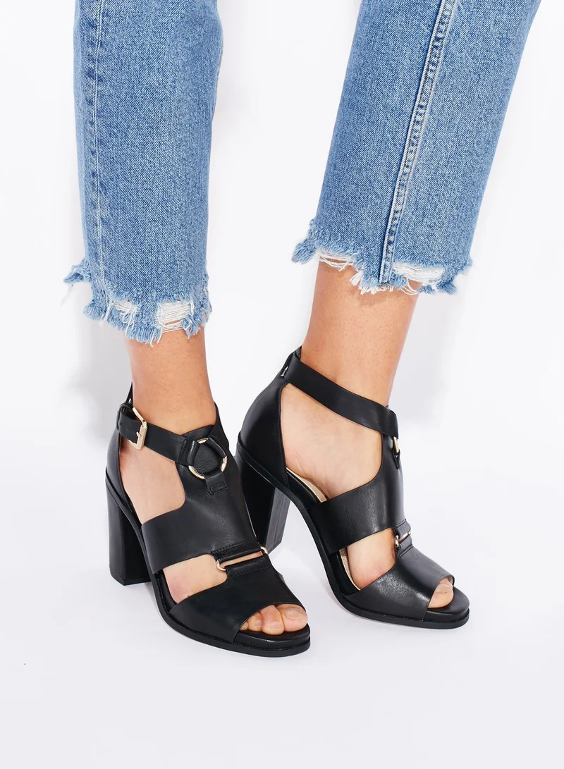 TOPSHOP RUMBA Ring Front Cut Out Sandals