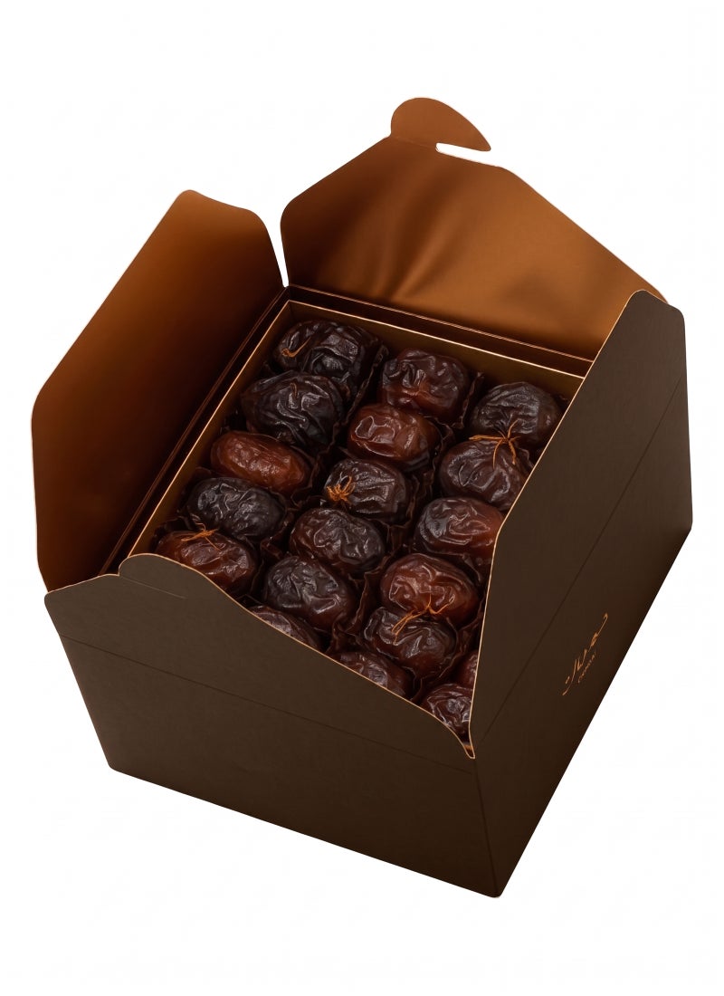 Bateel Ajwa Premium Organic Dates - Image 1