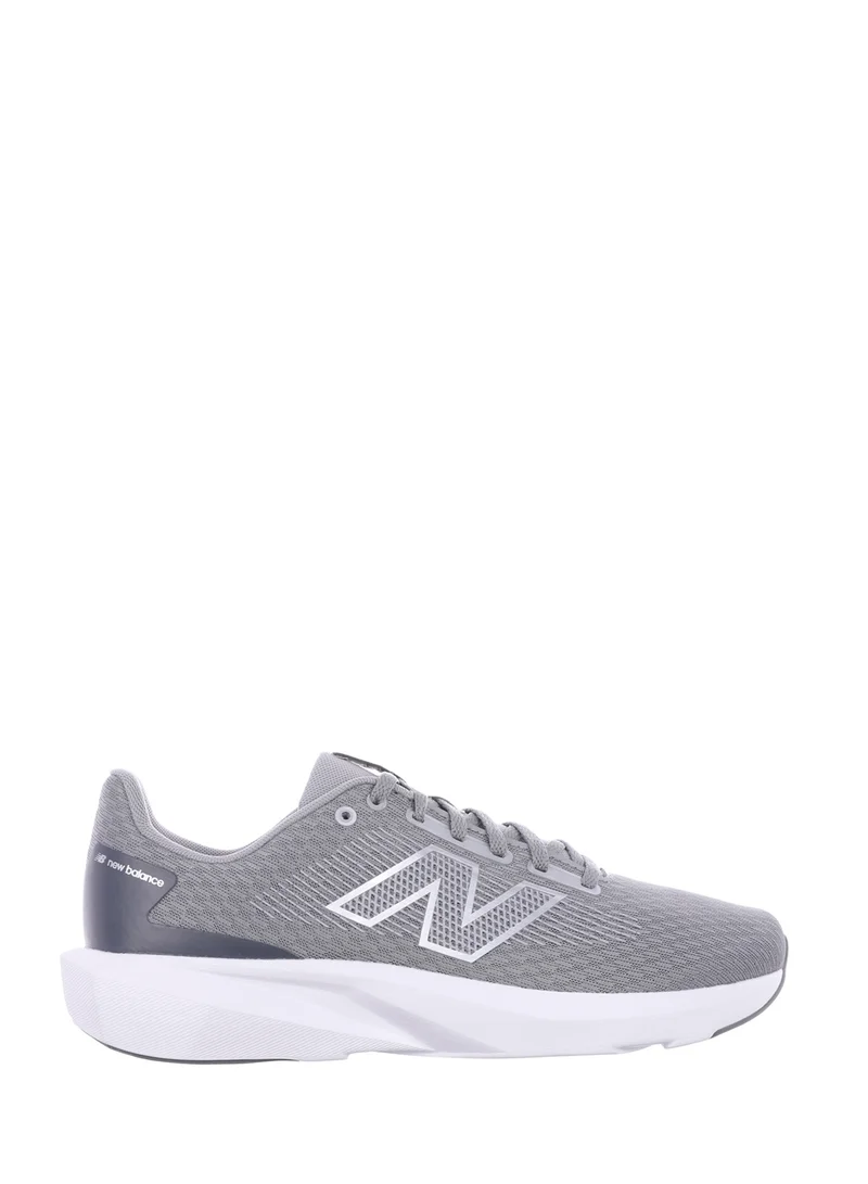 New Balance 413