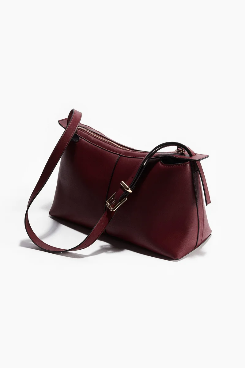 اتش اند ام حقيبة كروس بودي