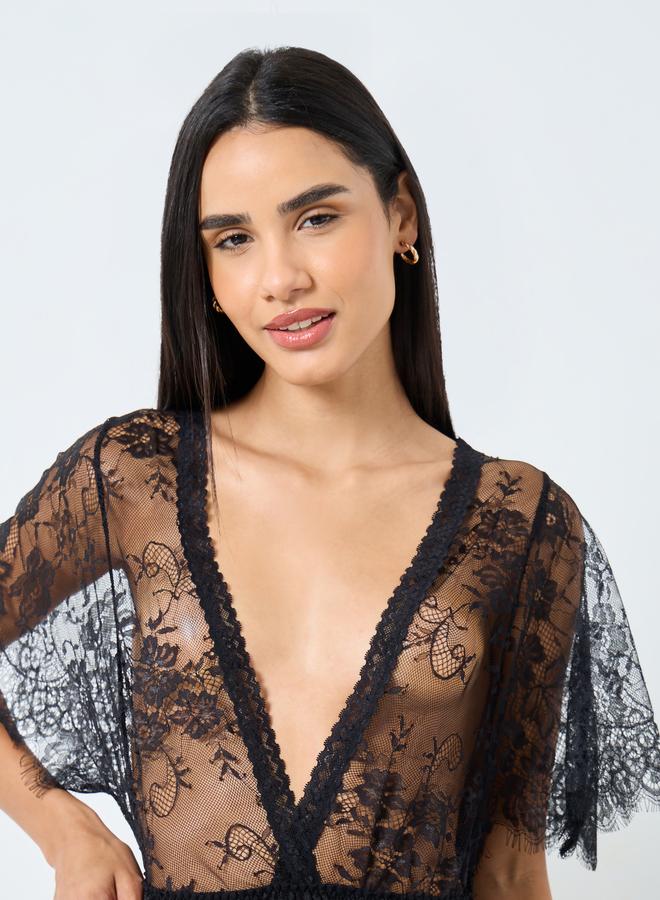 Styli Floral Pattern Lace Maxi Slip Dress with Thigh High Slit and Brief - Image 3