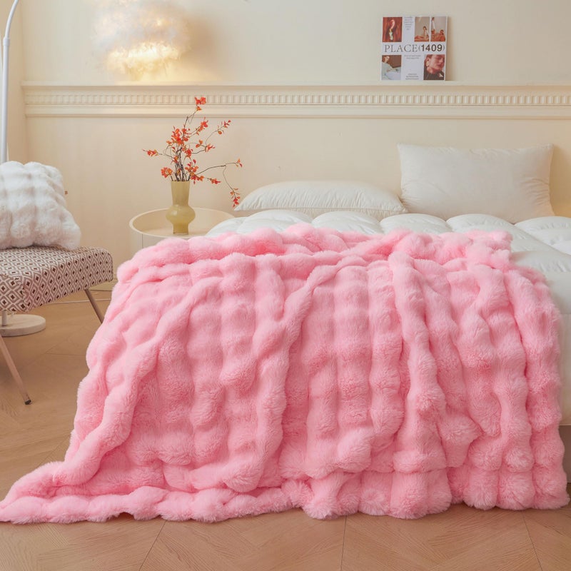 LIFEREVO Luxury Fluffy Faux Rabbit Fur Throw Plush Fuzzy Bubble Waffle Blanket for Couch Sofa Soft Cute Furry Blanket Home Decoration Shaggy Lap Throw for Bedroom Living Room Office 50x60 Pink