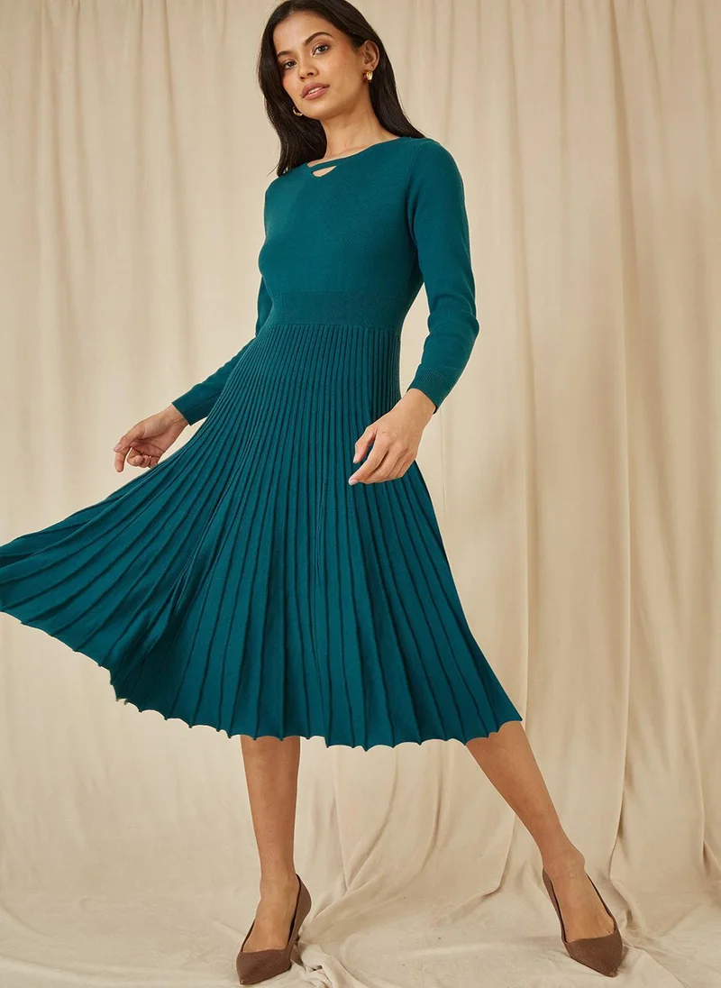 Yumi Knitted Pleated Skirt Dress