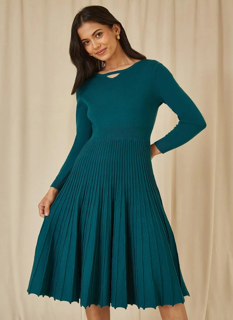 Yumi Knitted Pleated Skirt Dress