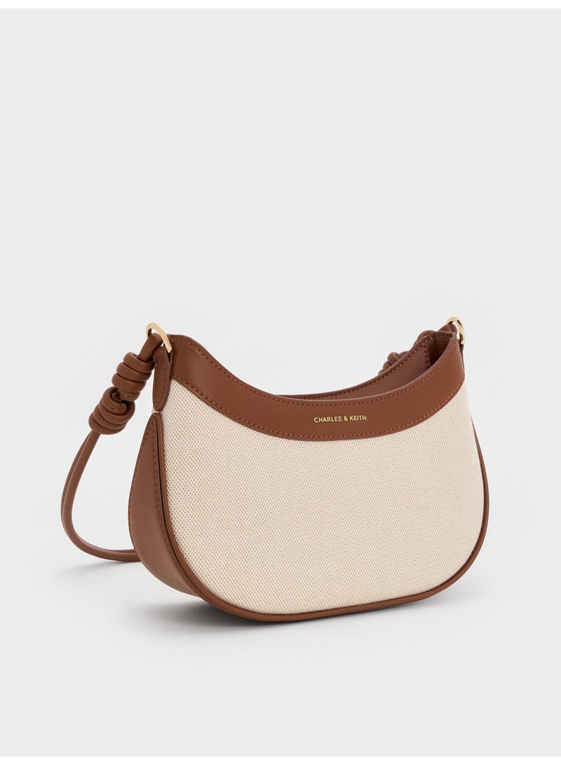 حقيبة كتف وحقيبة كروس بودي من تشارلز آند كيث سابين، مصنوعة من قماش كانفاس متين معقود، وحزام منحني - لون بني شوكولاتة