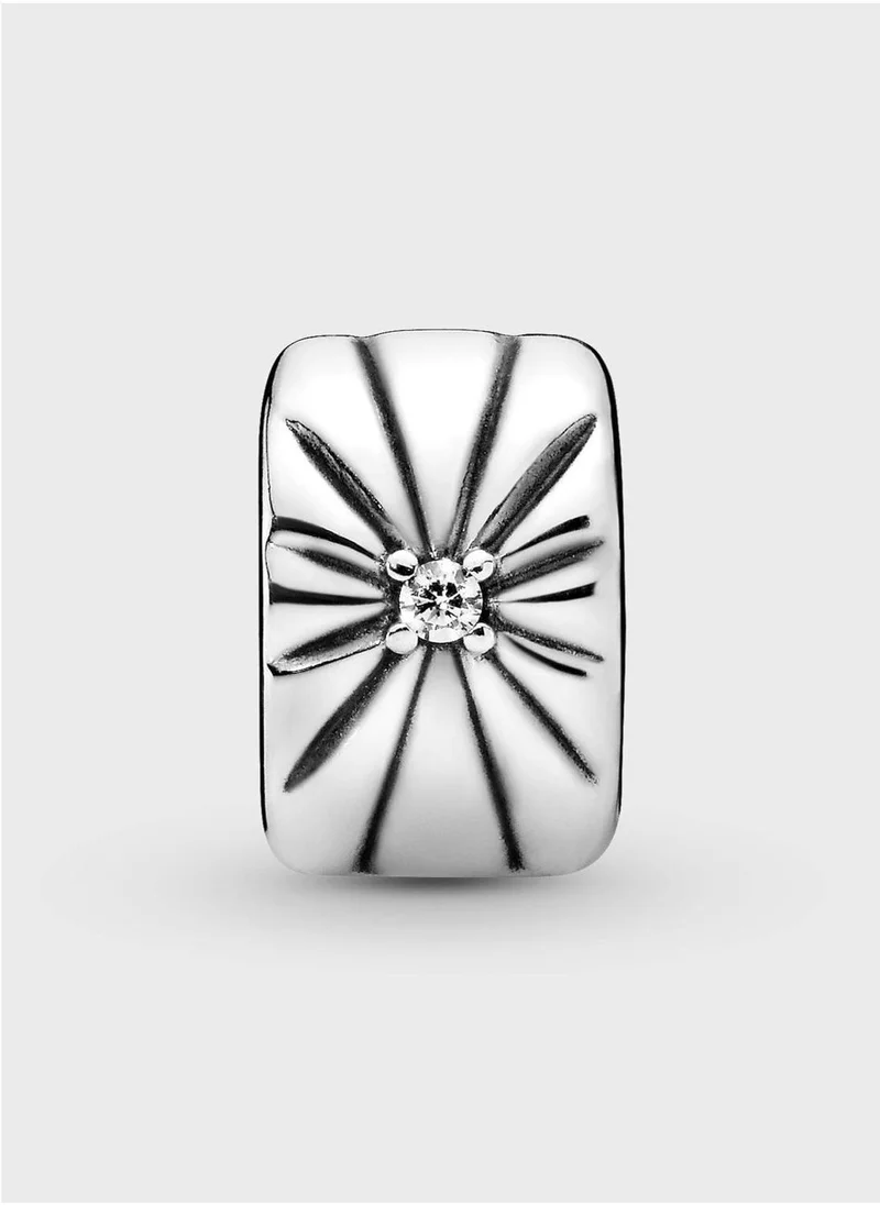 PANDORA Sparkling Sunburst Clip Charm