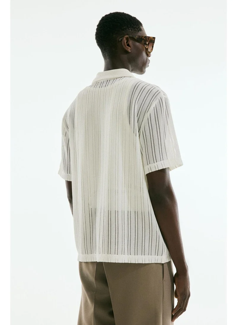 H&M Regular Fit Crochet-look shirt