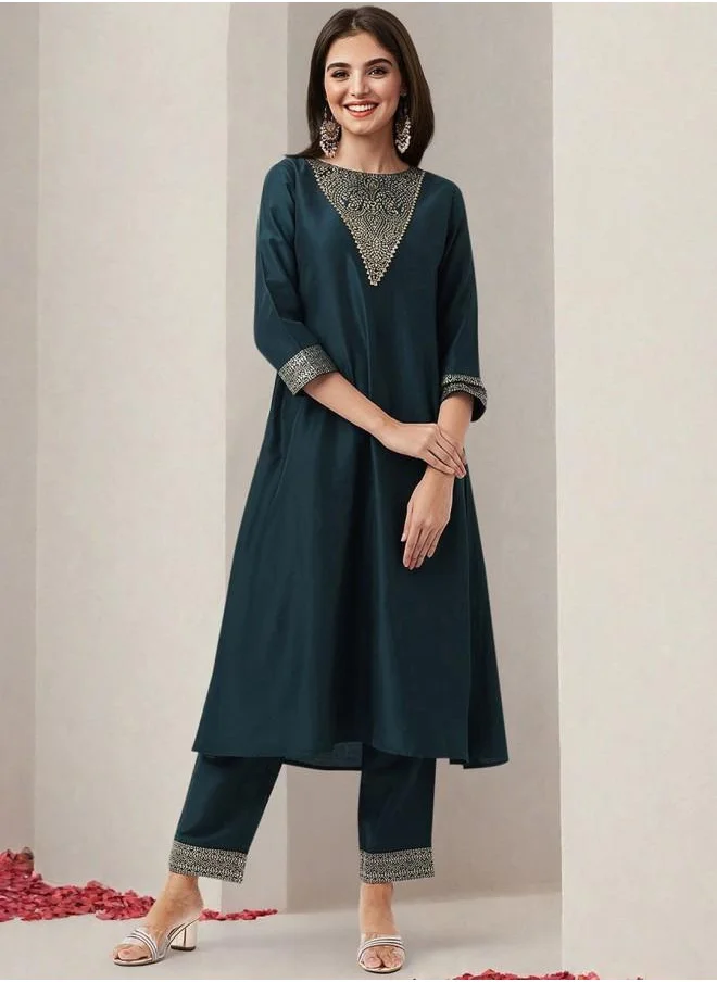 آي شين Polyester Women Green Polyester Kurta Set with Embroidered pattern Tunic and Palazzo features a Round neckline and Three-Fourth Sleeve secured with Elastic closure and styled in Straight Fit ideal for Festive moments — designed to make heads turn.