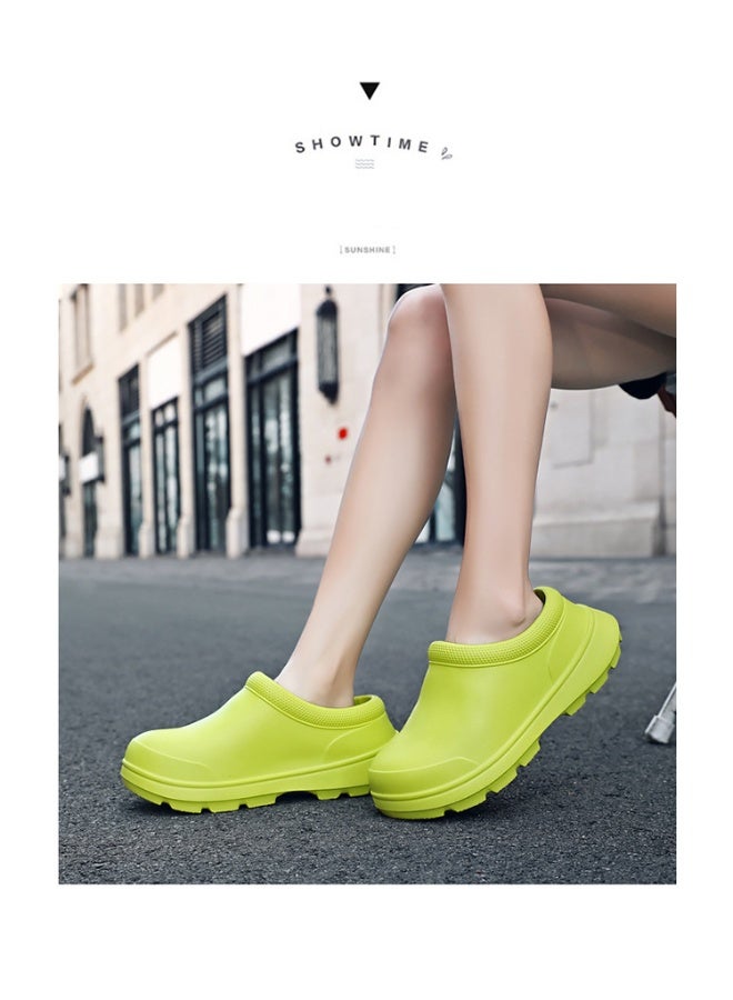 Surgical shoes, chef shoes, unisex fully enclosed breathable shoes, protective shoes, suitable for doctors, nurses, chefs and laboratory staff, non-slip sandals (green). - Image 3