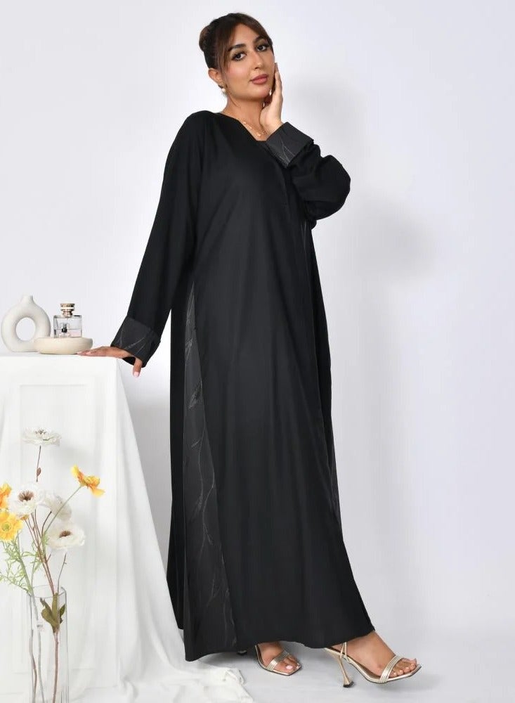 beyond abaya Black abaya, half-cloche, closed with snaps - Image 1