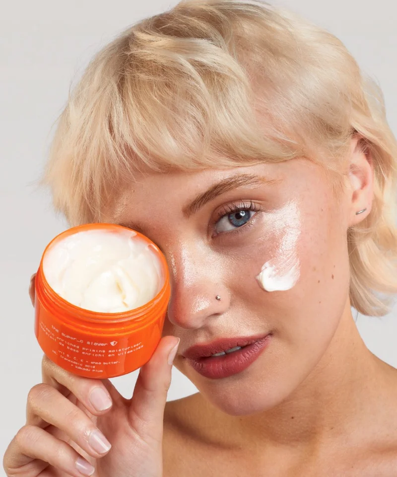 جلو هاب The Super C Slayer Vitamin Enriched Priming Moisturiser
