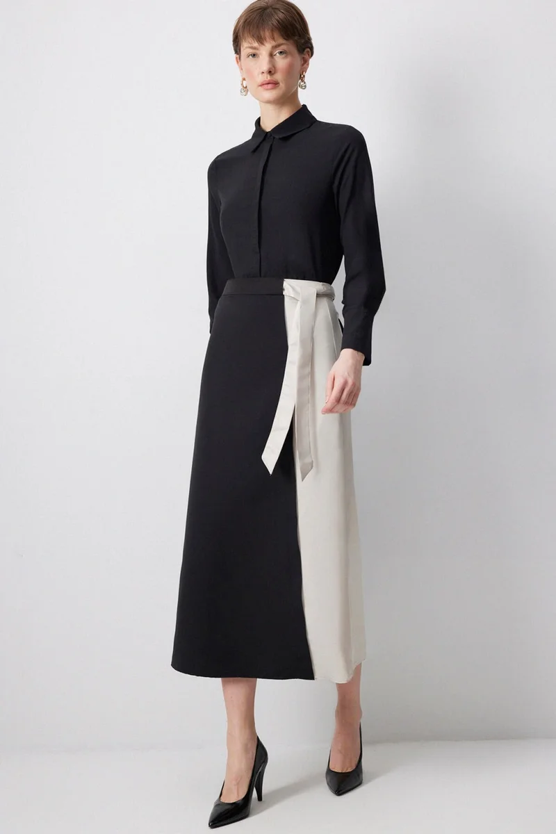 Touche Contrast Color Skirt