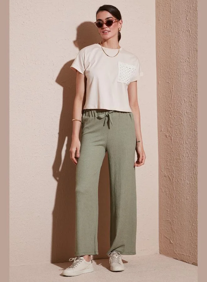 ليلا بنطلون نسائي ليلا بحزام، قصة مريحة، قماش مجعد