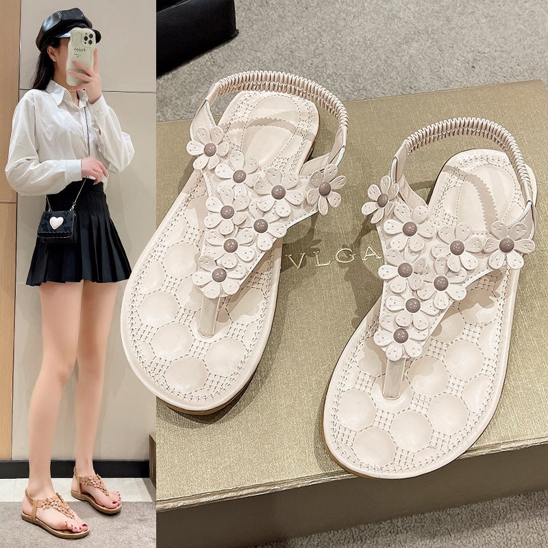 Foreign trade large size women''s shoes 2023 Summer new flat bottom Bohemian rivet toe women''s sandals beach shoes wholesale - Image 2
