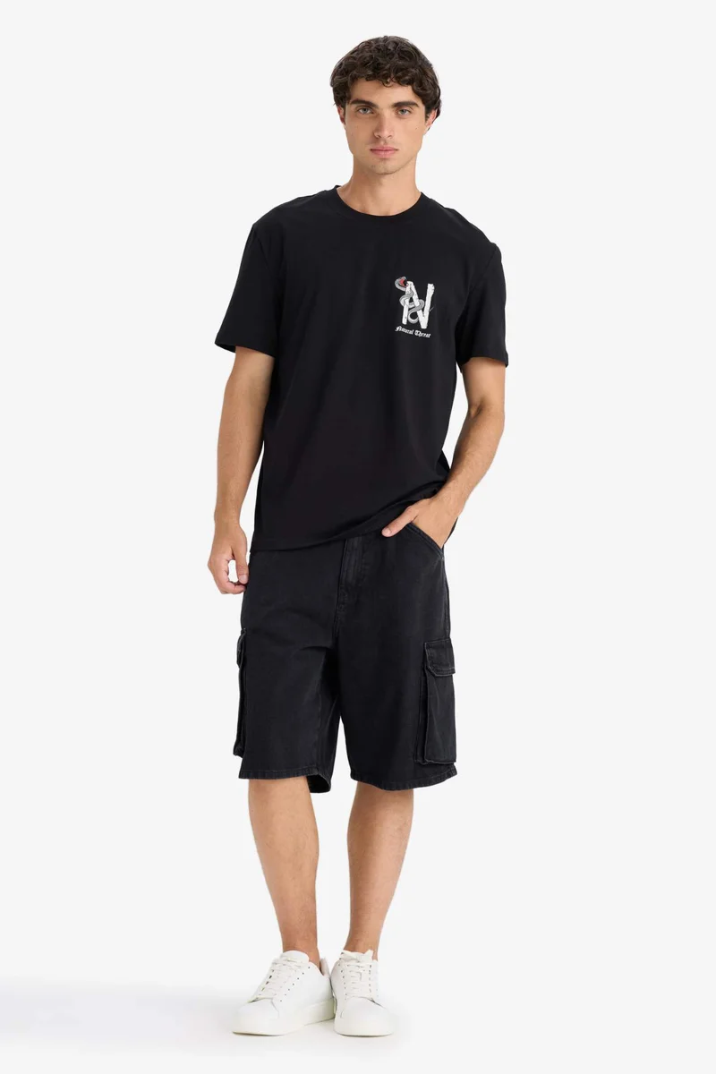 ديفاكتو Regular Fit Crew Neck Printed Short Sleeve T-Shirt