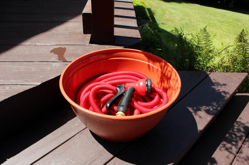 Emsco Group Expandable Hose Hider - Charcoal - Image 3