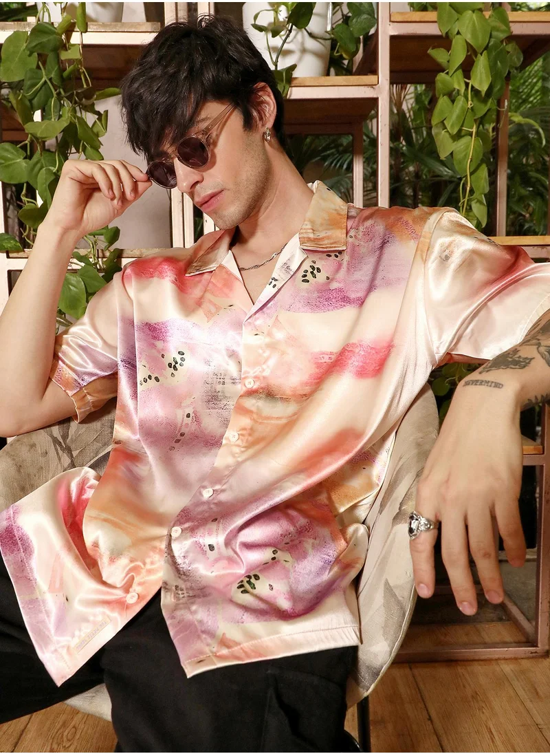 كامبوس سوترا Campus Sutra Men's Orange & Purple Abstract Sheen Oversized Shirt For Casual Wear | Cuban Collar | Short Sleeve | Button Closure | Oversized Shirt Crafted With Comfort Fit For Everyday Wear