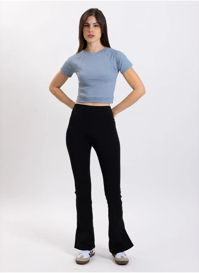 الأشكال   SOFT CROP TOP