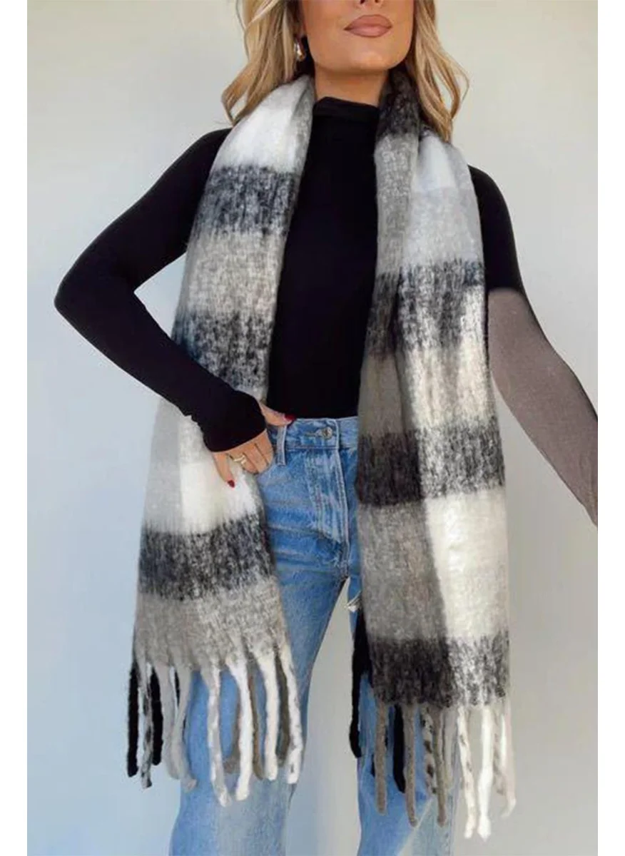 باهلس Imported Puffy Black and White Square Patterned Scarf Shawl Shoulder Shawl