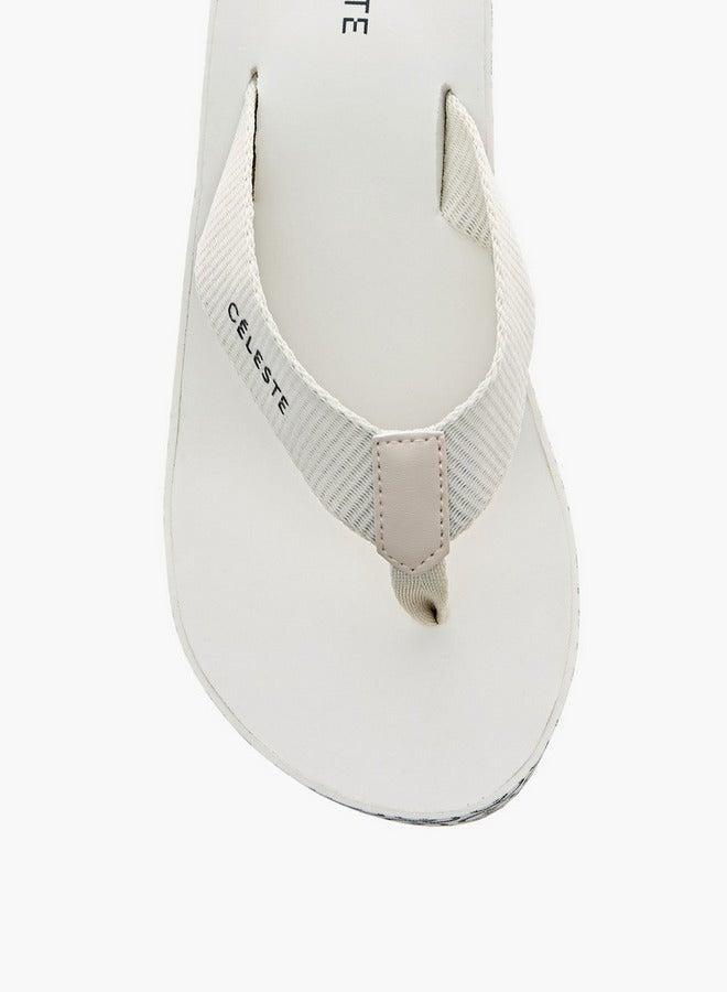 سيليست شباشب نسائية بنعل ويدج بطبعة شعار - Image 4