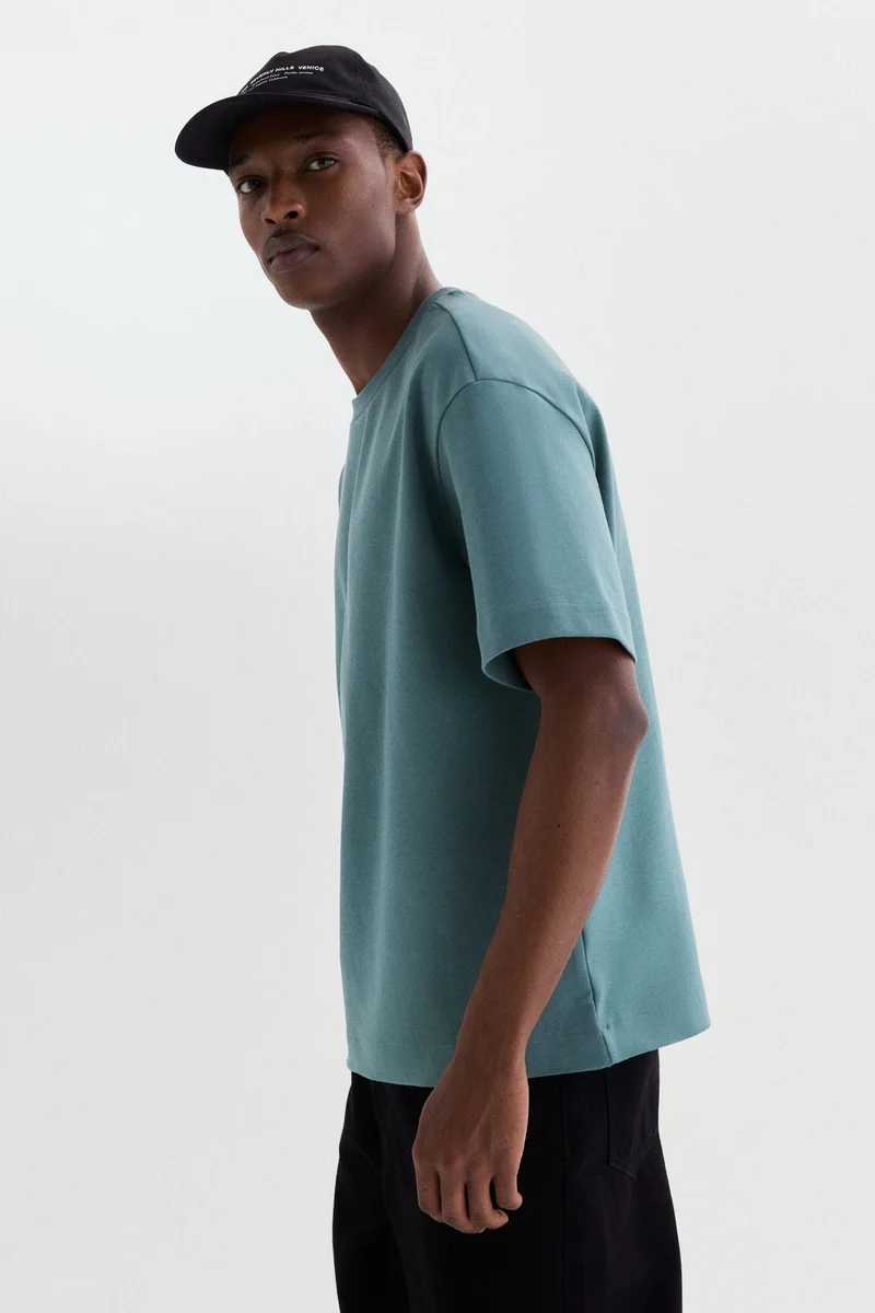 اتش اند ام تي-شيرت بقصة واسعة