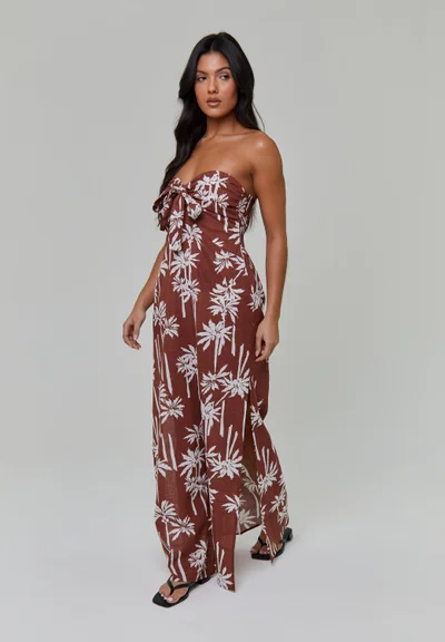 beach dress uae Aphrodite available in a range of colours. Find us on the 1st floor @dubaifestivalcitymall next to pinpoint. #greek #summer #dubai #uae #abudhabi